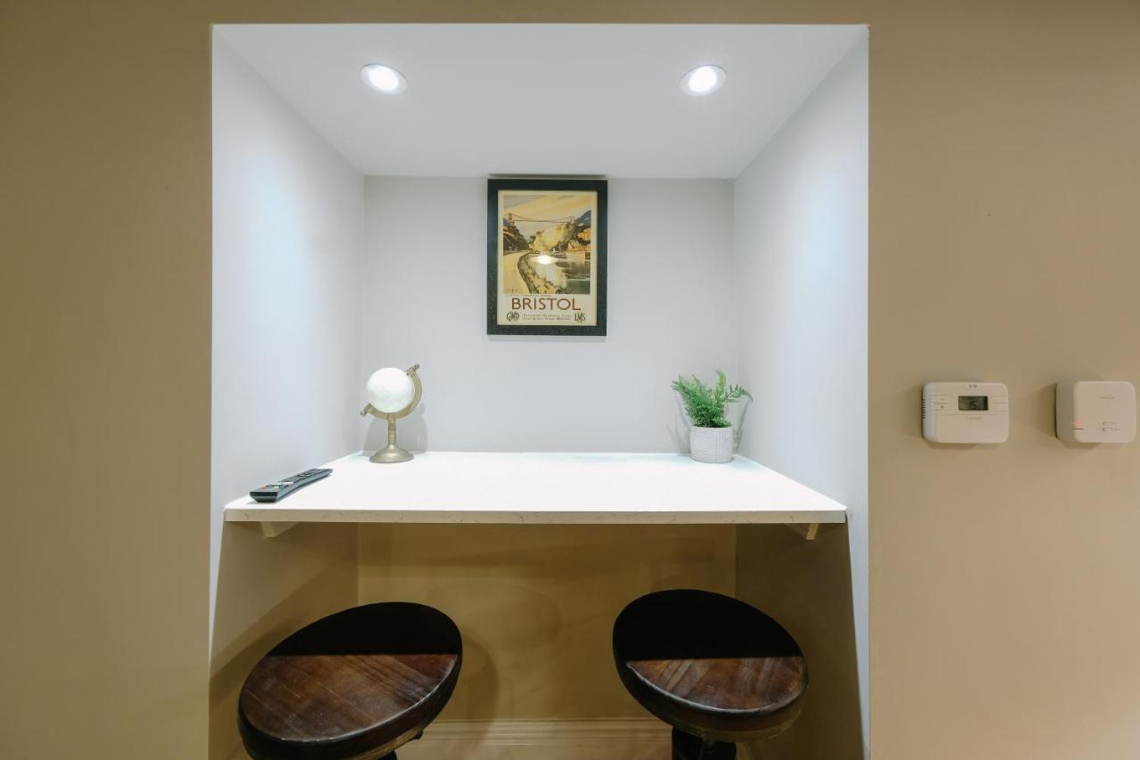 בריסטול Brand New One Bedroom Apartments In A Fantastic Location מראה חיצוני תמונה
